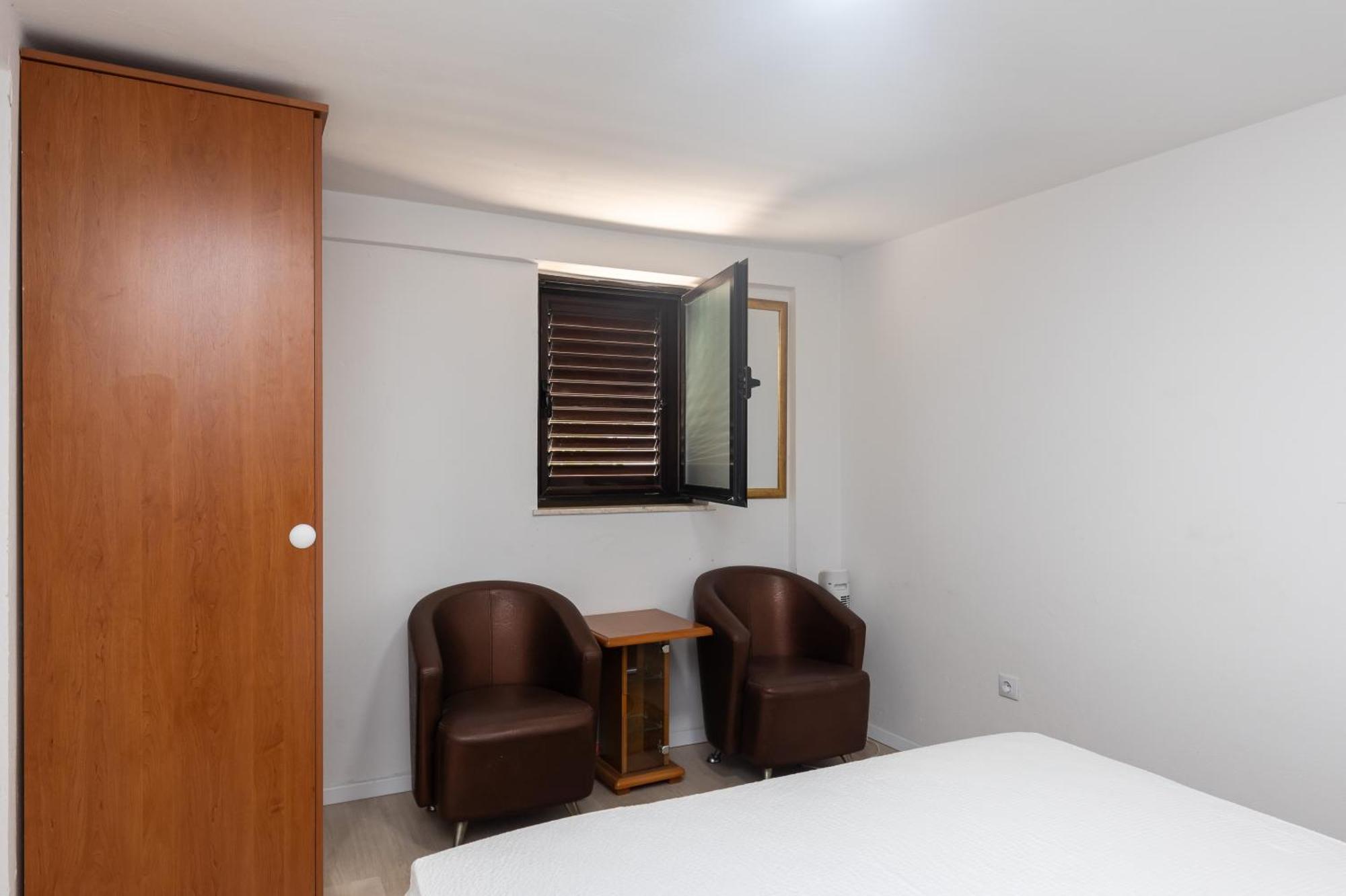 Guest House Kono دوبروفينك الغرفة الصورة