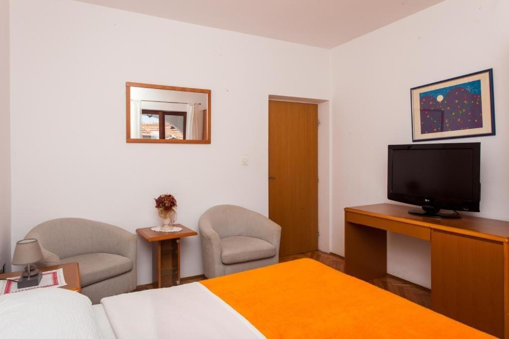 Guest House Kono دوبروفينك الغرفة الصورة